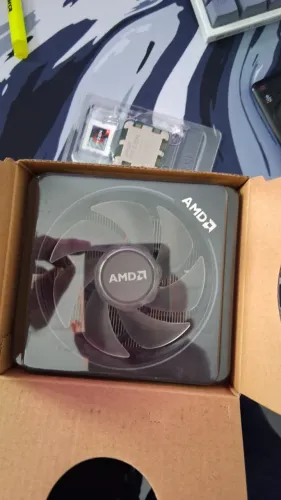 Processador AMD Ryzen 7 7700 - Com Garantia, e Com Nota Fiscal, Semi Novo