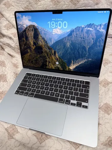 MacBook Air M5 16GB 512GB 15" Novo Garantia Internacional