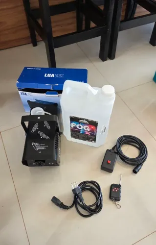 Maquina de fumaça 600w com fog