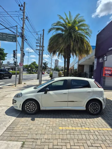 Fiat Punto Blackmotion 1.8 Flex 16V 5P. 2014