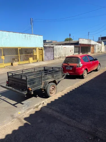 Fazemos fretes, pequenas mudanças em carretinha