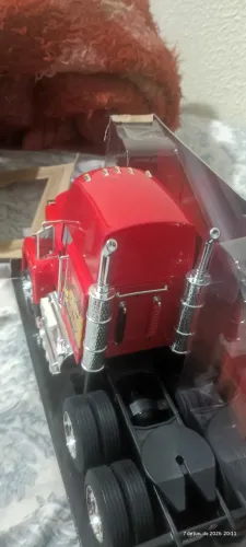 CAMINHÃO MACK ESCALA 1/24