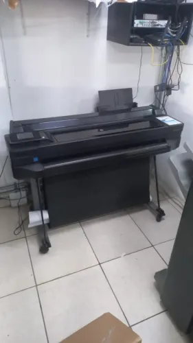 PLOTTER HP T520