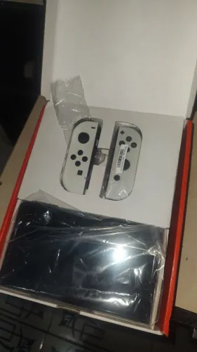 Nintendo Switch OLED zerado!