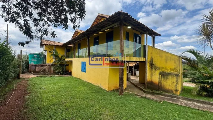 Chacára com 3 quartos, sendo 1 suíte no bairro Vivendas Santa Mônica, Igarapé/MG