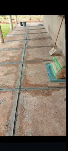 Piso de granitina