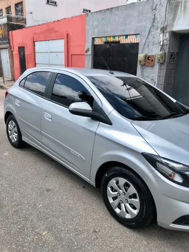 Chevrolet Onix Hatch LT 1.0 8V Flex Mec. 4P 2019