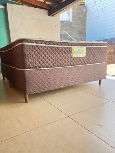 Cama box casal