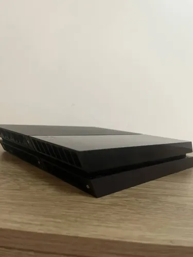 PS4 - FAT- 500G GB- TODOS OS CABOS - CONTROLE