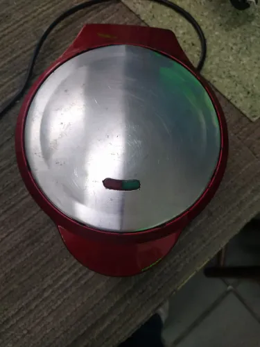 Omeleteira Philco 220v