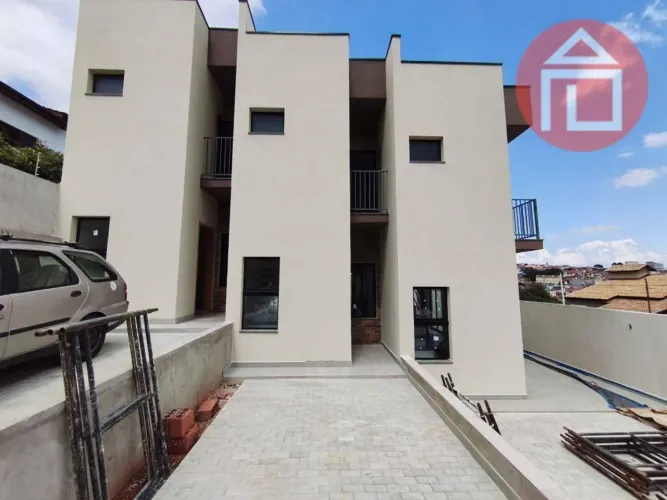 Casa com 2 dormitórios à venda, 67 m² por R$ 490.000,00 - Vila Aparecida - Bragança Paulis