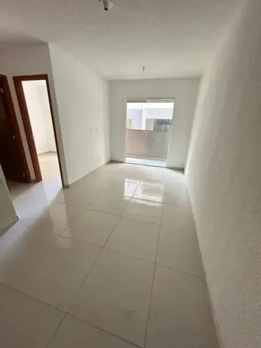 Geisel - Alugo apartamento em condomínio fechado! 2 quartos.