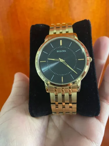 Relógio Bulova Masculino Classic Ultra Slim (Modelo 97A127).<br>