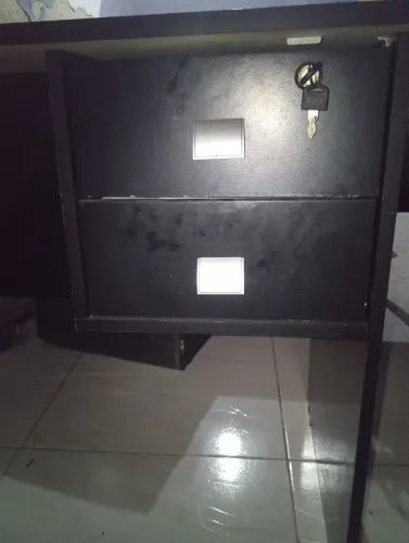 Escrivaninha formato L