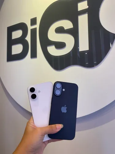 iPhone 16