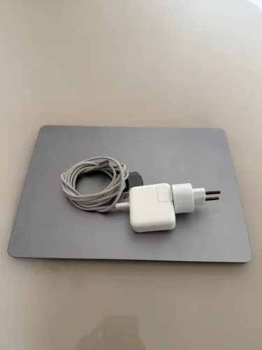 MacBook Air M2 
