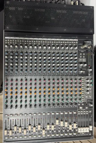 Mesa Mackie Onyx 1640i