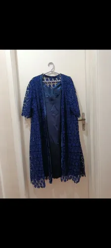Vendo 2 belos Vestidos de festa tamanho 58.