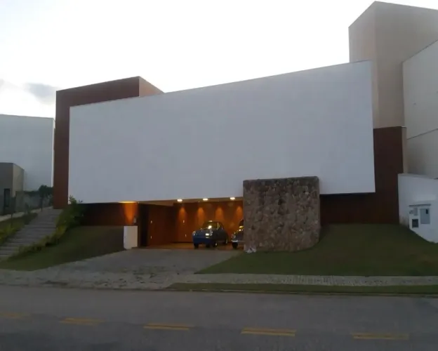 Casa em Condomínio de Luxo em Alphaville Nova Esplanada - Votorantim-SP: 3 Quartos, 3 Suít