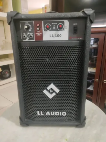 Vendo caixa de amplificada LL 100 AUDIO
