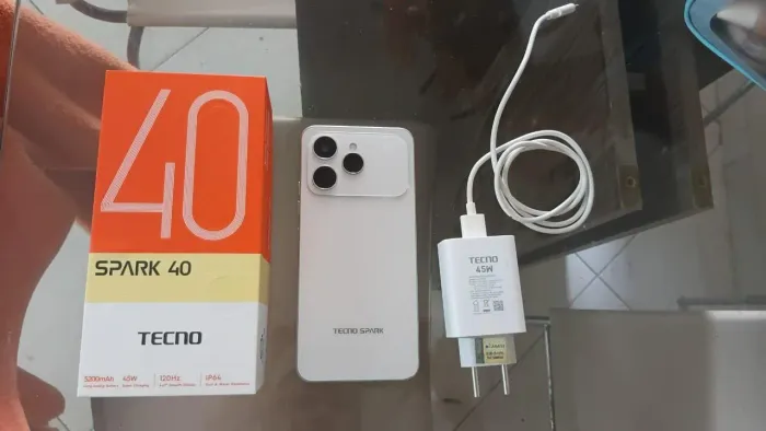 TECNO SPARK 40