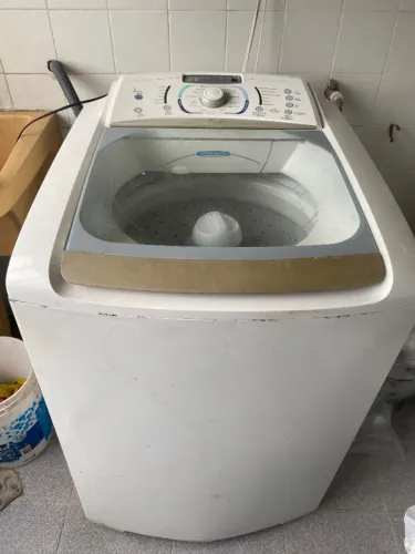 Lavadora Electrolux 15kg Ultra Clean ? grande, potente e por um ótimo preço