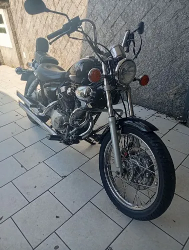 Moto  Yamaha Virago XV 250 - Clássica,