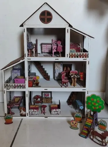 Casinha de Boneca em MDF
