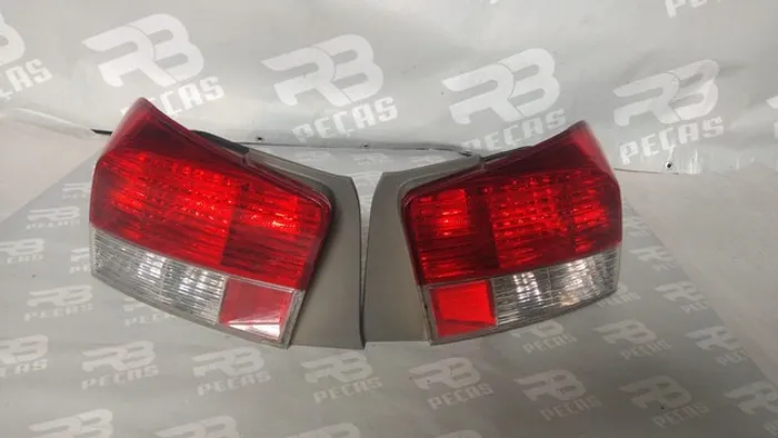 Par de lanternas Honda city 2010/2011/2012