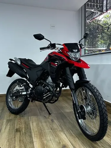 LANDER 250 2023 PRONTA ENTREGA - Moisés prince