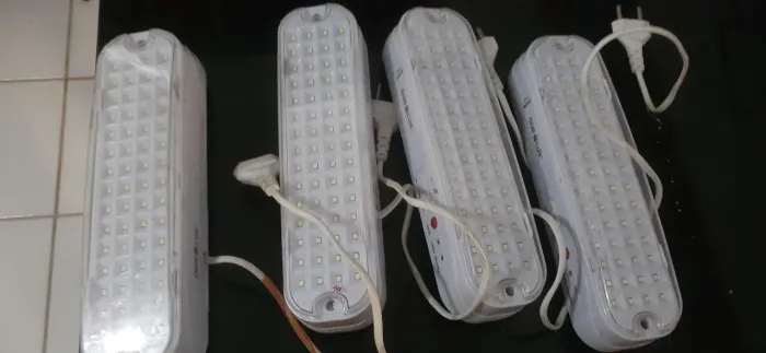 Luminária de segurança em led