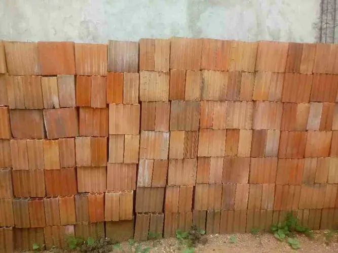 TIJOLO BAIANO (8 FUROS)