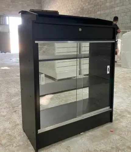BALCÃO CAIXA VITRINE EXPOSITOR COM PORTAS DE VIDRO 