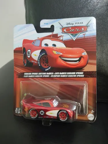 Miniatura Disney Cars Radiator Springs Lightning McQueen
