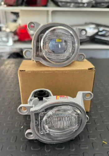 Farol auxiliar led Hilux/corolla 2021 a 2024 Par