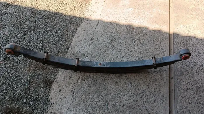 Feixe De Mola Traseiro Iveco Daily 35-150 Cs