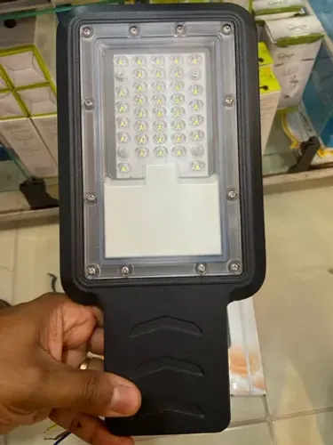 Refletor 50w poste Público led  (novo) 