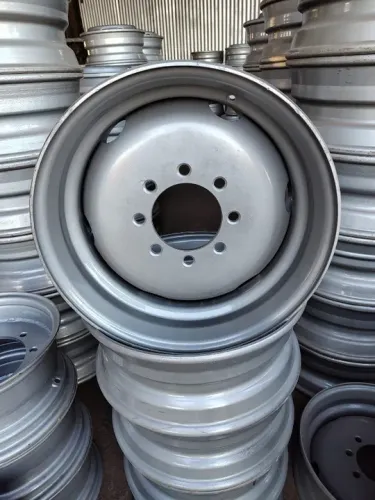 Roda Aro 17,5 De Ferro Para Colocar Na F2000