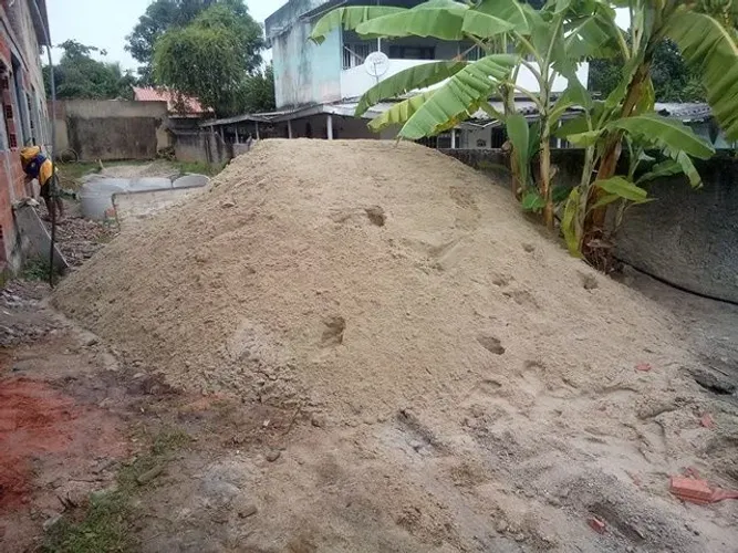 Areia, pedra e mais
