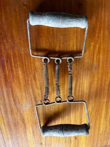 Antigo aparelho exercício físico anos 60 