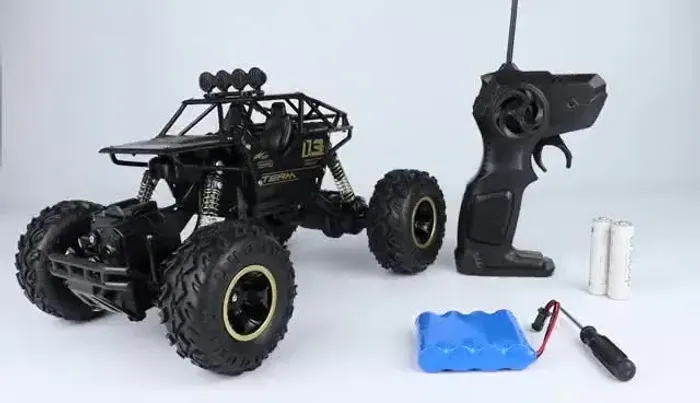 Carrinho de Controle Remoto Jeep 4x4 2 Motores Recarregável Pneus de Borracha