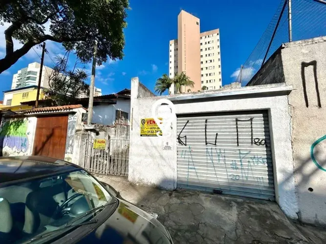Terreno 210m2, 7 metros de frente, 850 metros do metrô
