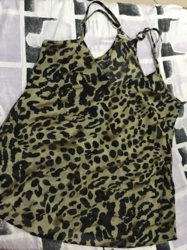 Blusa com estampa de guepardo