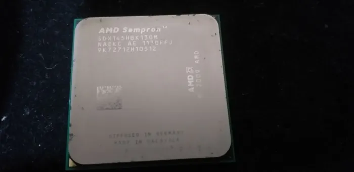 Processador AMD Sempron SDX145HBK13GM