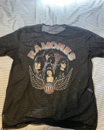 Camiseta Ramones Tela Preta