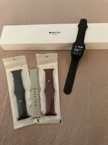 Apple Watch Series 3 + 3 pulseiras