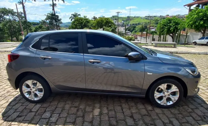 Onix Premier 1.0 turbo 2021