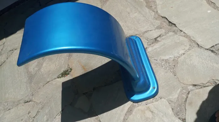 Cascata em fibra para piscinas
