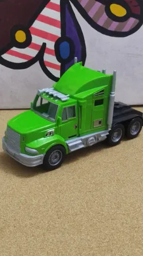 Carreta de Fricção Ambígua - 20 cm - Cor Verde