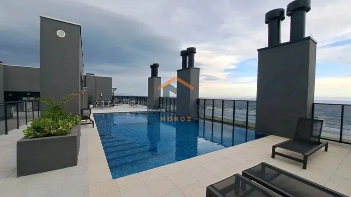 Cobertura duplex Ed Smart Costa Azul frente mar